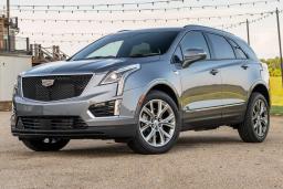 2022 Cadillac XT5 Front Left Side in Silver